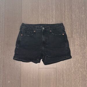Old Navy washed black short shorts